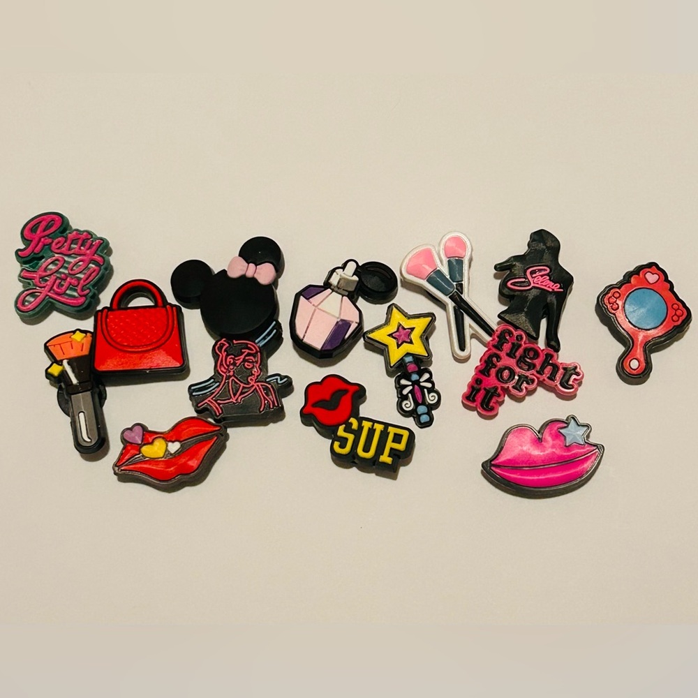 NWOT 14 Girly Crocs Charms